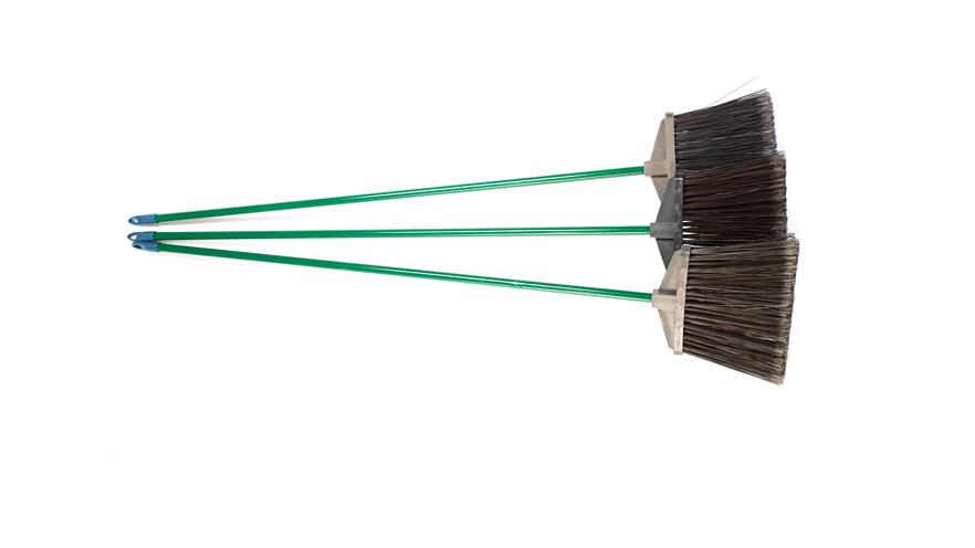 Метла полипропиленовая «Гардена-Кубань 02» с деревянным черенком диаметром 20 мм. ОПТ фото 1