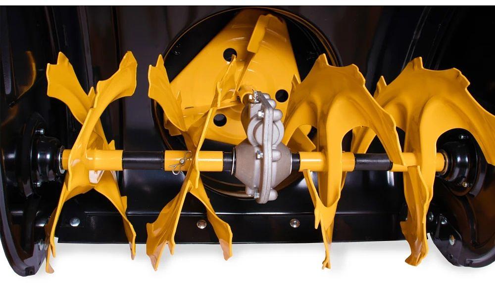 Снегоуборщик бензин. Champion ST761BS 6.5л.с. фото 10