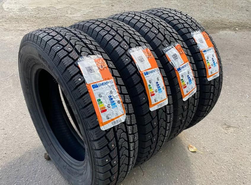 Шины Tracmax Ice-Plus SR1 215/65 R16C 106Q ОПТ фото 1