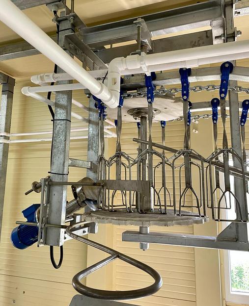 Устройство отделения голяшек у птиц ВИ-1004 фото 1