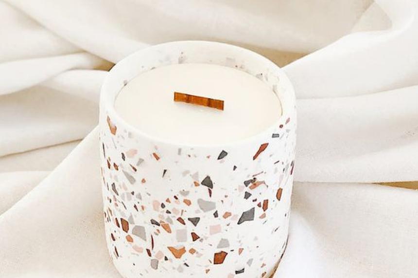 Свеча из соевого воска Razzo room в гипсовом подсвечнике ОПТ фото 2