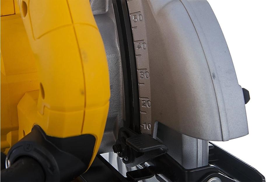Циркулярная пила (дисковая) DeWalt DWE560K 1350Вт (ручная) (6687415) фото 9