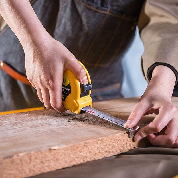 Измерительный и разметочный инструмент Deli Рулетка Deli DL9010B 10м*25мм, метрическая, ударопрочный корпус фото 5