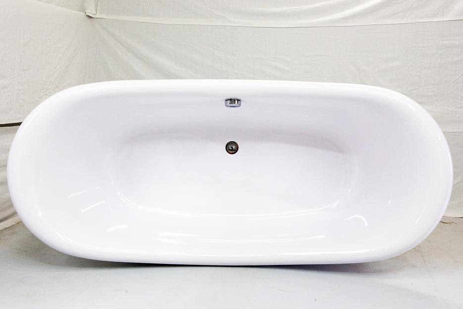 Мраморная ванна Castone «Корсика» на подиуме фото 4