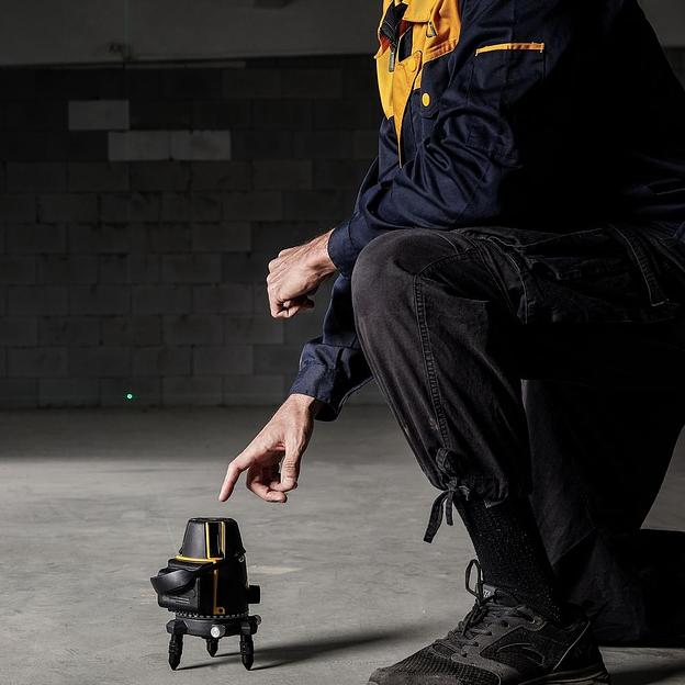 Измерительный и разметочный инструмент Deli Лазерный уровень Deli DL332305 5 лучей(зеленый цвет), точность +/-1,5мм/7м, угол самовыравнивания 3°, 2АКБ 4 А*ч+ЗУ, время работы до 4 часов, кейс фото 7