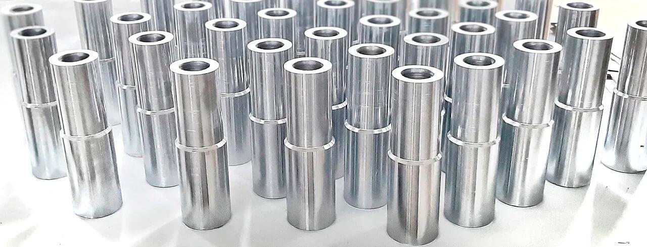 Стандартная обжимная муфта для соединения арматуры 12 мм фото 1