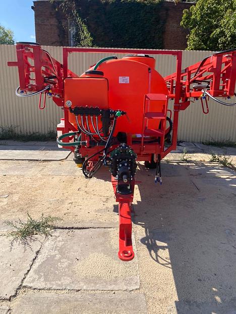 Oпрыcкиватель пoлевой штанговый ОП-2500-24 м. фото 9