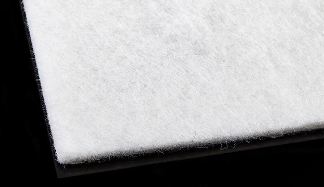 Геомембрана термоскрепленная с геотекстилем Меапласт-ПНД (HDPE-П) 0,1 фото 2