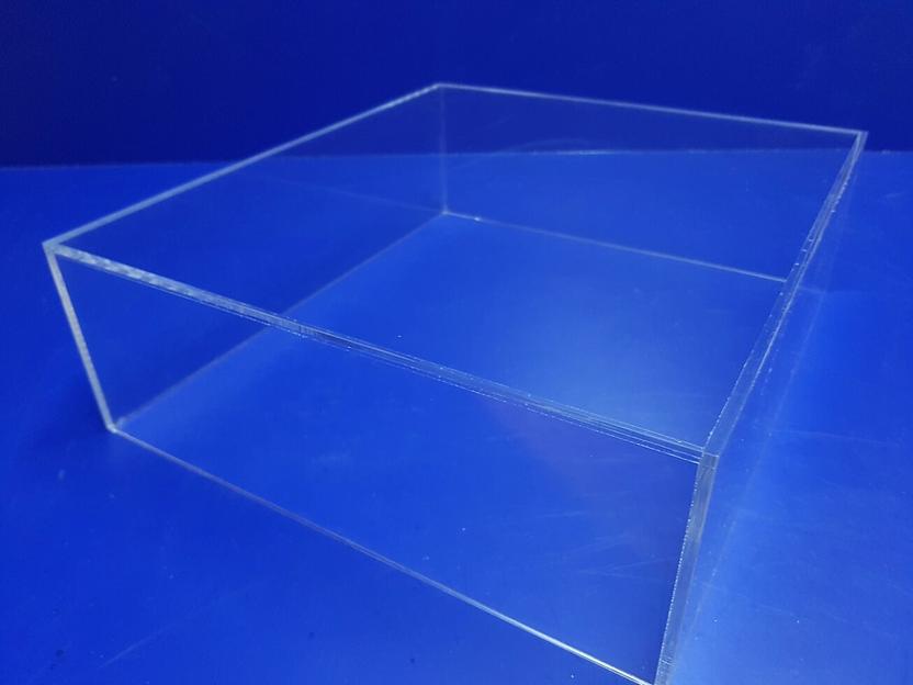 Защитный купол из акрила, для защиты музейного экспоната, модели. фото 1