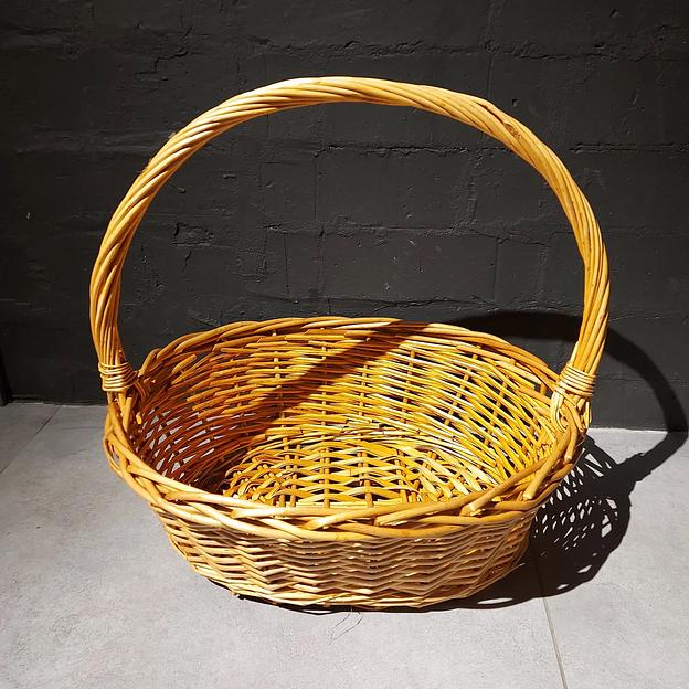 Плетённая корзина подарочная, размер 46 см, цвет золотой ОПТ фото 1