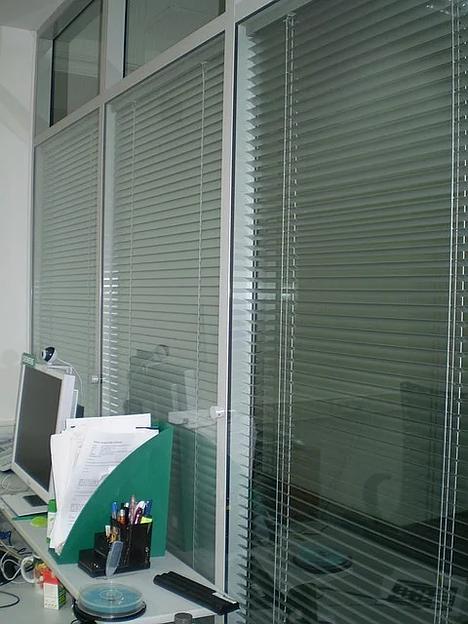 Перегородки с межрамными жалюзи ОПТ фото 1