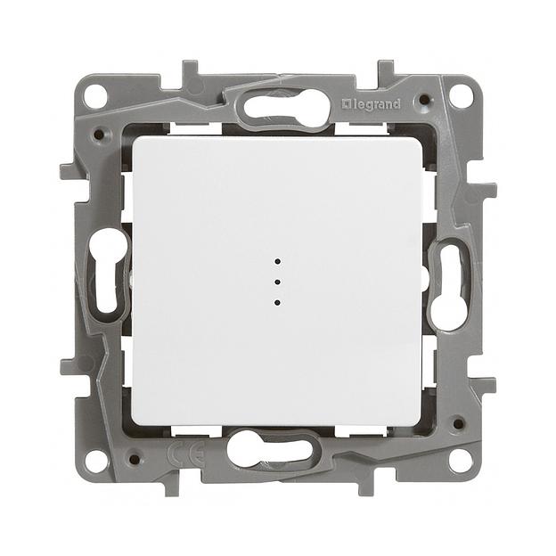 Выключатель/переключатель одноклавишный с подсветкой Legrand Etika 10 A 250 В белый 672215 фото 1