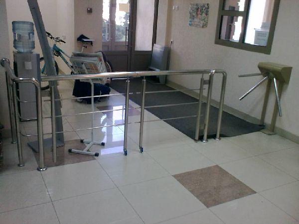 Выстовачное и торговое оборудование из нержавеющей стали фото 2