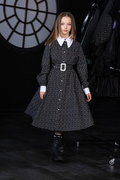 Классическое платье-рубашка в стиле «Уэнсдей Аддамс» на девочку ОПТ фото 3