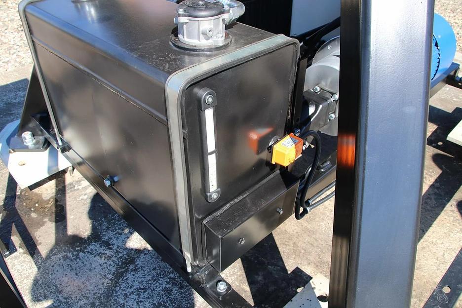 Стационарный манипулятор «PALFINGER VM10L86S» для лома фото 2