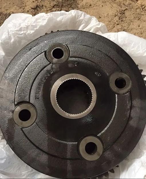 Бортовая трактора Ньюхолонд 8040 фото 3