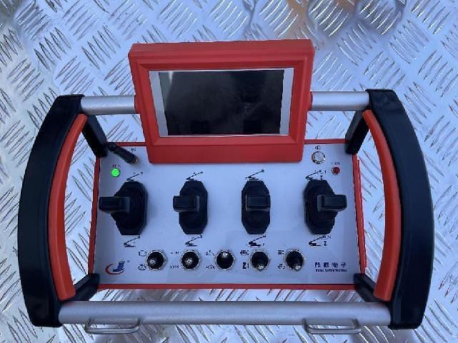 Автовышка 40-метровая с телескопической стрелой фото 3