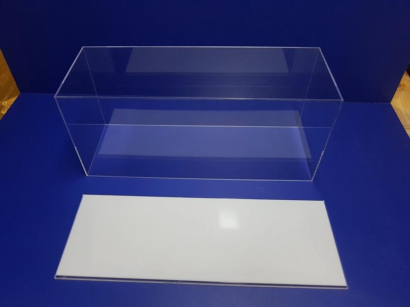 Короб – колпак из оргстекла для макета ледокола. фото 4