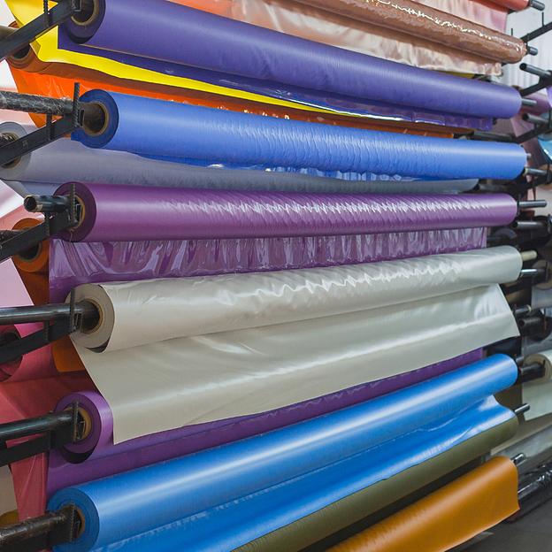 Производство натяжных потолков MSD цветной сатин 400-500 см, Курган фото 4