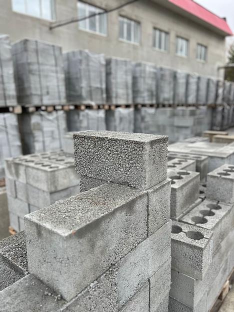 Керамзитоблок полнотелый М-75 390×190×188, 72 шт/м³ (1600 кг/м³) опт фото 1