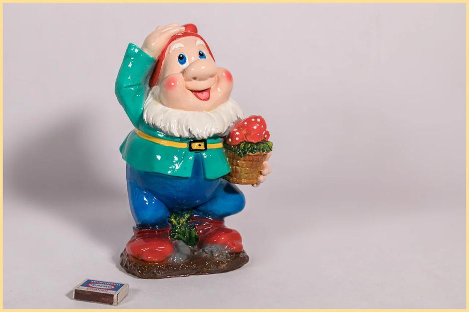 Садовая фигурка из гипса Все в сад «Гном малый» 29×18×19 см фото 1