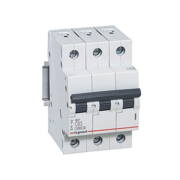 Автоматический выключатель Legrand 419714 3П C 63A RX3 4 5kA фото 1