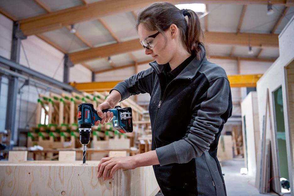 Дрель-шуруповерт Bosch GSB 18V-90 аккум. патрон:быстрозажимной (06019K6100) фото 3