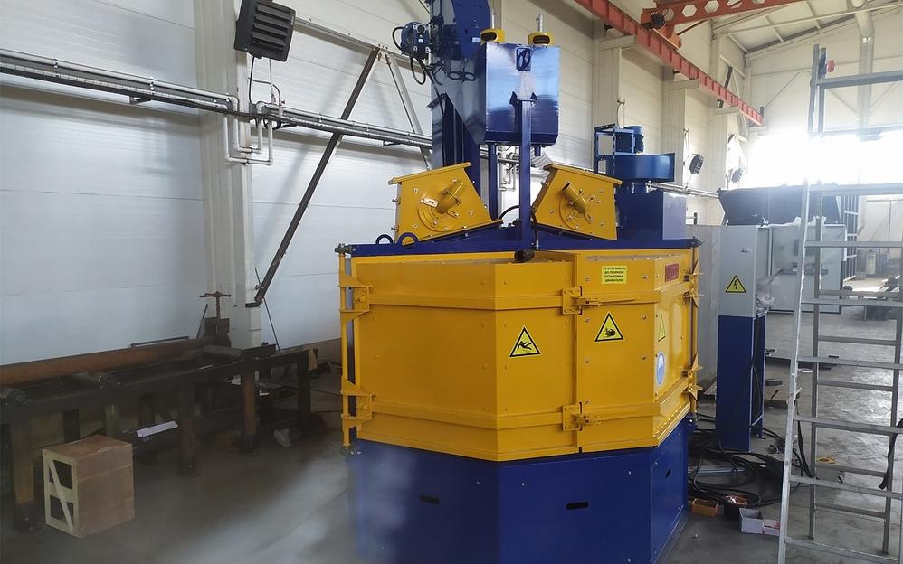 Дробеметная установка с поворотным столом фото 1