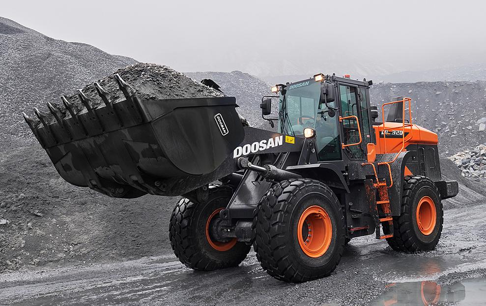 DL Колесный погрузчик DL320-7M фото 2