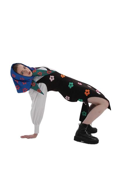 Утеплённая косынка «Танец. Вид сверху» фото 10