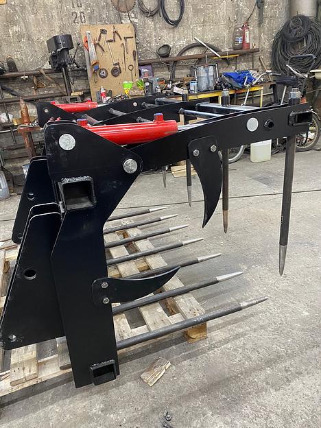 Вилы для сена с г/ц опт фото 4