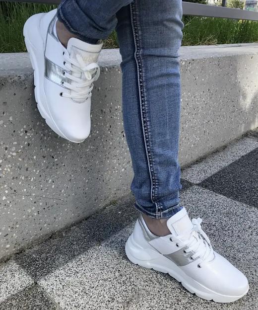 Кроссовки кожаные BuzShoes белые серебристые вставки ОПТ фото 4
