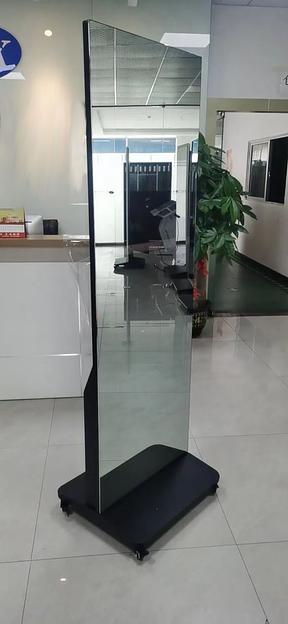 Сенсорный киоск Волшебное зеркало 55" с PCAP LCD-экраном и напольной подставкой фото 5