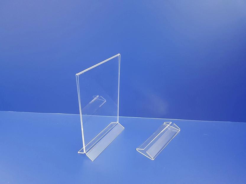 Менюхолдер из оргстекла на сложном основании формат а5 вертикальный. фото 3