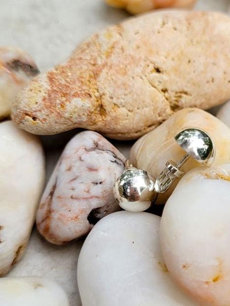 Серьги гвоздики серебро в форме полусферы 925 фото 4