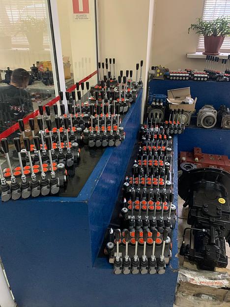 Гидрораспределители с ручным управлением фото 4