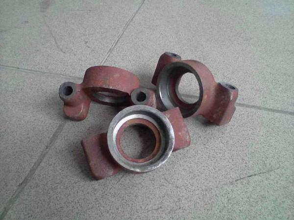 Корпус подшипника косилки 185 правый Lisicki 5-178-010-190 фото 1