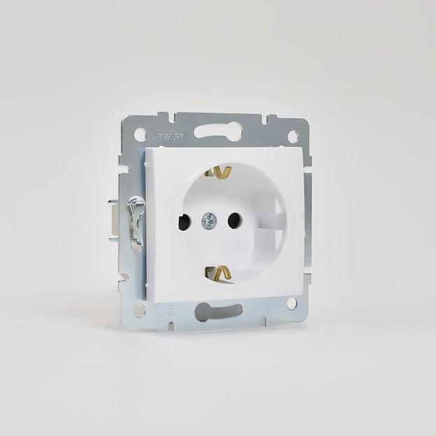 Розетка 1-м СП Karina с заземл. защ. шторки термопласт механизм бел. LEZARD 707-0288-124B фото 4