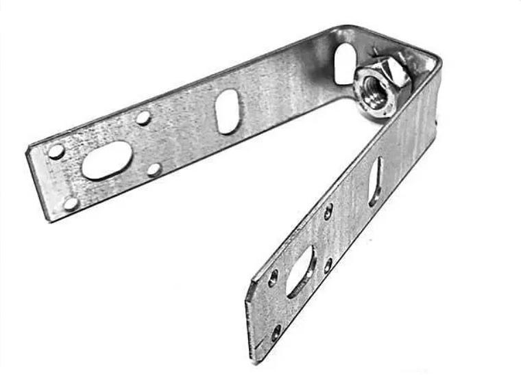 Крепление V-обр.(профнастил) М8 фото 1