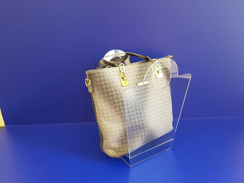 Подставка под сумки. фото 1