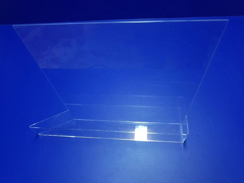 Угловой короб из оргстекла на заказ. фото 3