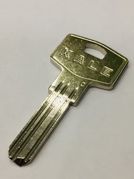 Заготовка ключа KALE, 3 паза (PKA-8U) фото 1