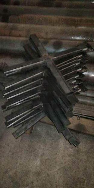 Опоры дорожных знаков фото 1