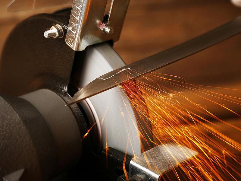 Услуга заточки ножей и режущих инструментов фото 1