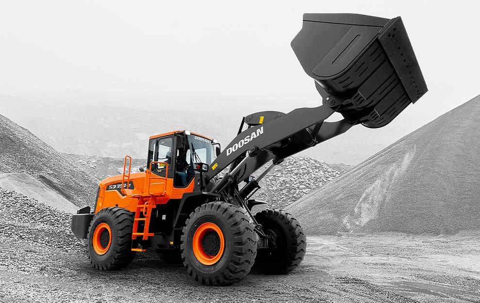 SD Колесный погрузчик SD350-2 фото 1