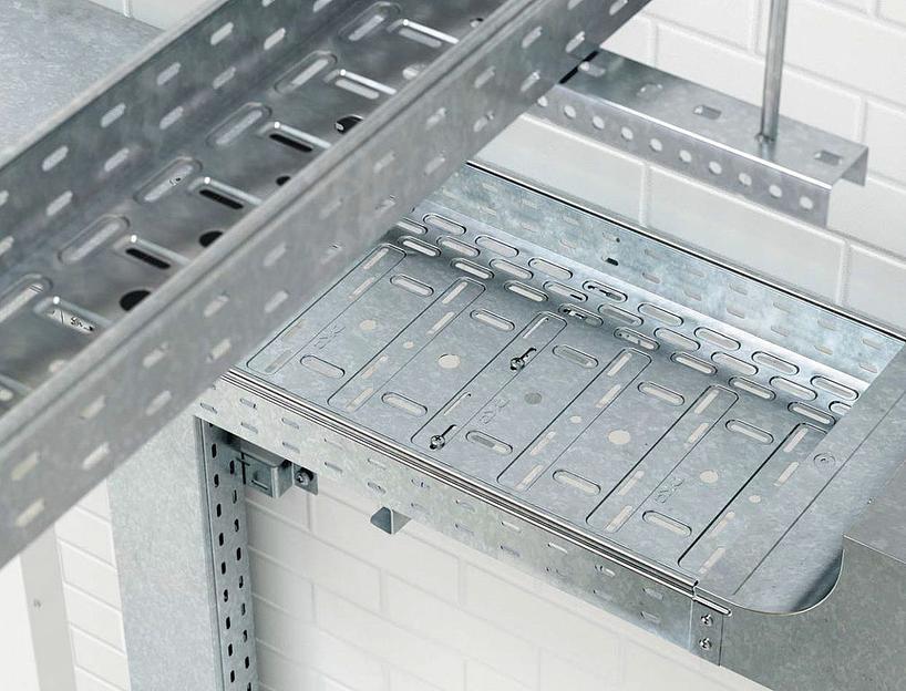 Лоток кабельный перфорированный фото 1