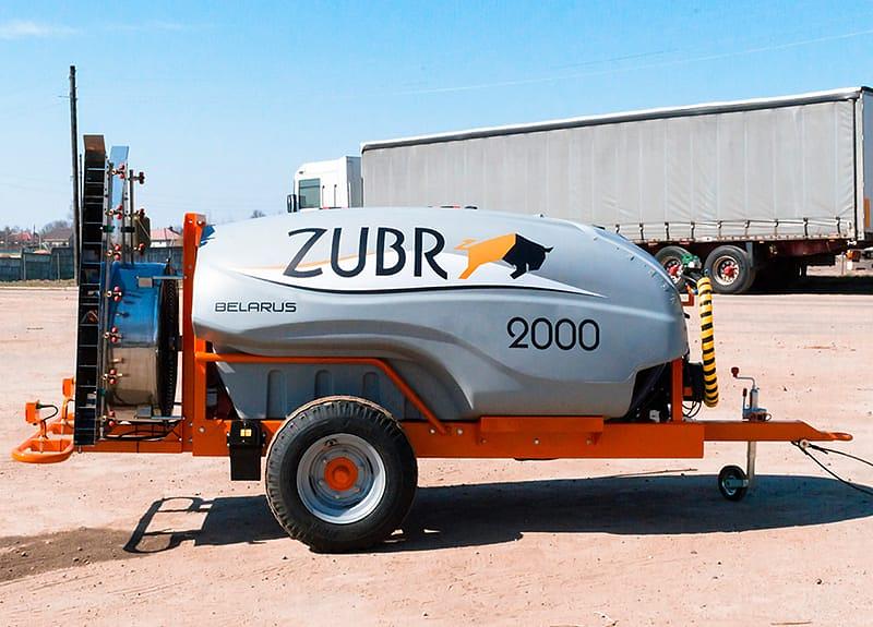 Опрыскиватель садовый прицепной, объем 2000 литров, приставка Колонна 2.0 фото 5