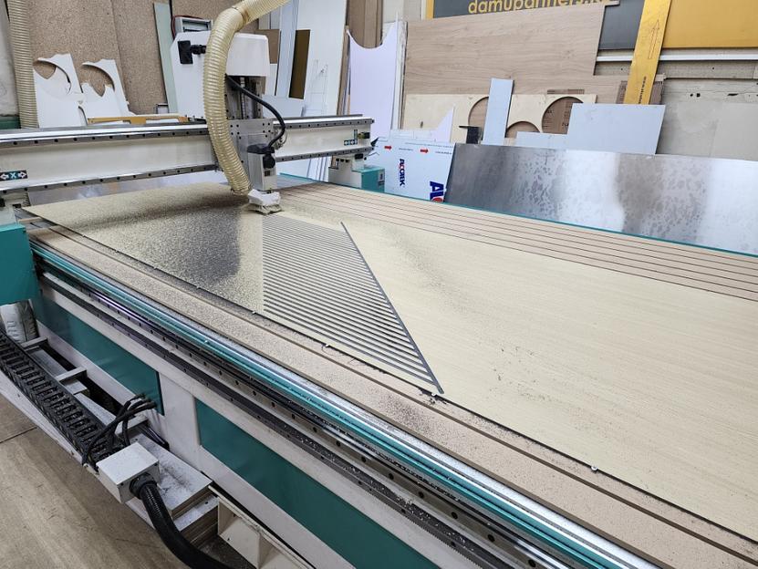 Обработка на станке ЧПУ HPL-панели фото 2
