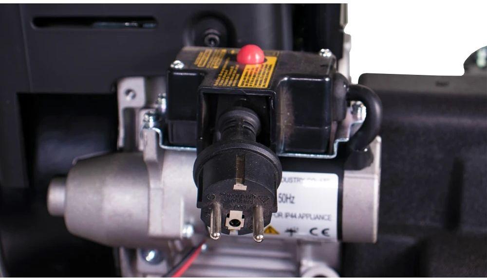 Снегоуборщик бензин. Champion ST761BS 6.5л.с. фото 7