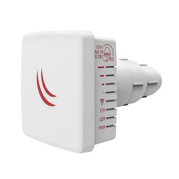 Точка доступа MikroTik LDF 5 with 9dBi integrated 5GHz antenna, Dual Chain 802.11an wireless, 600MHz CPU, 64MB RAM, 1x LAN, outdoor case, POE, PSU, RouterOS L3 (RBLDF-5nD) фото 1